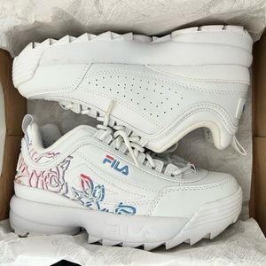 Womens Fila distruptor